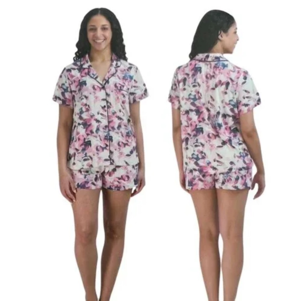 BCBGMaxAzria Pink and Black Floral Pyjamas